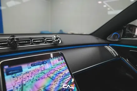 벤츠 S450 (W223) 4D 부메스터 전동트위터 및 액티브 엠비언트로 우아한 실내 만들기 ! - 대구 카인사이드