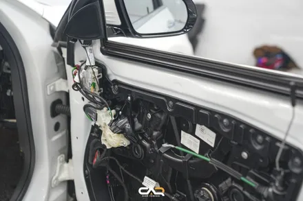 벤츠 E220d (W213) 4D 부메스터 및 엠비언트 송풍구로 실내 분위기 전환하기 ! - 대구 카인사이드