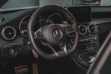 벤츠 C63 AMG 쿠페 (w205) C클래스 송풍구 엠비언트 시공은 대구 레트로핏 시공 전문점 카인사이드에서 !
