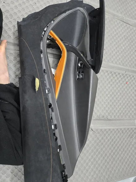 슈퍼카 에어백사고수리 맥라렌,일산파주경기도에어백수리,사고수리,보험수리,에어백터짐수리,알칸타라수선,슈퍼카에어백수리는 bk게러지 입니다. / 일산동구 성석동