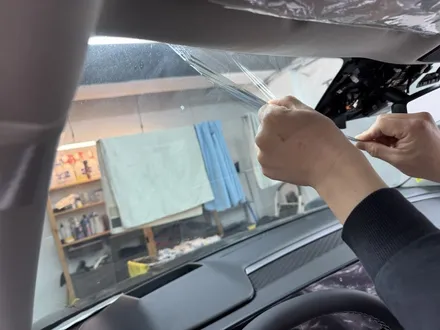 기아카니발썬팅재시공후기 먼지많은썬팅필름제거 후퍼옵틱프리미엄나노세라믹시공후기