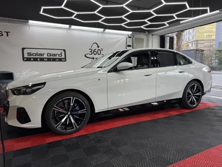 BMW 530i 후퍼옵틱 프리미엄나노세라믹필름시공후기 부천TST