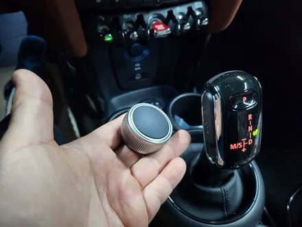 BMW미니쿠퍼5도어S 카카오파츠 스카이3D어라운드뷰