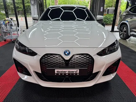 BMWi4 솔라가드제니스ir시공후기 부천솔라가드썬팅 부천TST 부천프리미엄썬팅업체