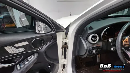 벤츠 C220d (w205) 비노출 간접조명 엠비언트라이트 튜닝! 송풍구 무드램프 및 전동트위터 엠비언트 튜닝으로 감성 넘치는 실내 인테리어 완성! 거제 부산 창원 비앤비모터스! / 거제 연초면