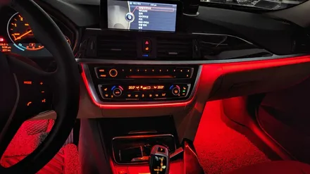 BMW 320d (F30) 실내 비노출 히든 엠비언트 무드등 튜닝! 야간 드라이빙이 즐거워지는 필수 튜닝 아이템! 거제 창원 부산 엠비언트 튜닝 / 거제 연초면