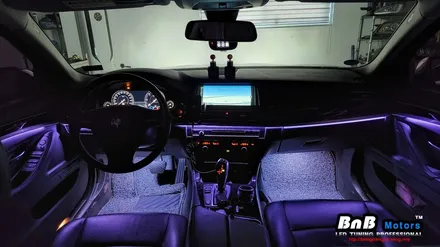 BMW 520d 실내 비노출 히든 간접조명 엠비언트 라이트 튜닝! 깔끔한 마감과 눈부심없는 무드램프 튜닝으로 실내분위기 업그레이드! 거제 부산 창원 비앤비모터스! / 거제 연초면