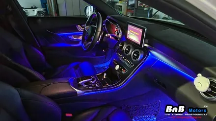 벤츠 C220d C클래스 실내 엠비언트 라이트 튜닝! 밝고 선명한 풀컬러 엠비언트로 실내 인터리어의 정점을 찍다! 거제 부산 창원 비앤비모터스! / 거제 연초면