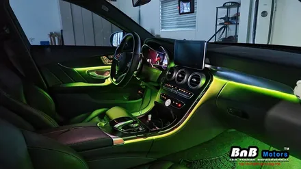 벤츠 C220d C클래스 실내 엠비언트 라이트 튜닝! 밝고 선명한 풀컬러 엠비언트로 실내 인터리어의 정점을 찍다! 거제 부산 창원 비앤비모터스! / 거제 연초면