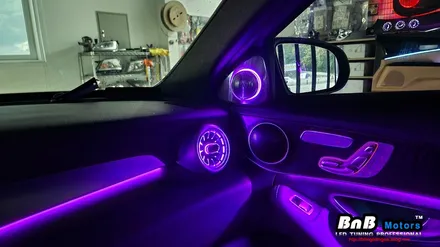 벤츠 C220d (w205) 비노출 간접조명 엠비언트라이트 튜닝! 송풍구 무드램프 및 전동트위터 엠비언트 튜닝으로 감성 넘치는 실내 인테리어 완성! 거제 부산 창원 비앤비모터스! / 거제 연초면