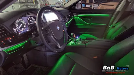 BMW 520d 비노출 히든 엠비언트 무드등 튜닝! 밋밋했던 실내 분위기를 확실하게 바꿔줄 최고의 튜닝 아이템! 눈부심없이 깔끔한 무드등 튜닝! 경남 거제 창원 부산 비앤비모터스 / 거제 연초면