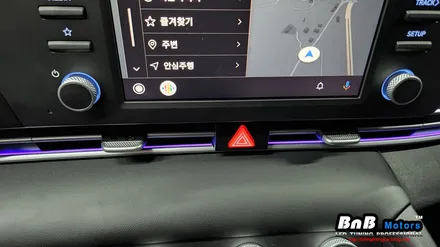 아반떼CN7 순정 엠비언트 무드등 시공으로 은은한 실내 분위기를 만들어 보자! 순정부품으로 깔끔한 마감까지! 거제 창원 부산 엠비언트 튜닝! / 거제 연초면