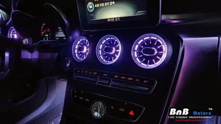 벤츠 C220d (w205) 비노출 간접조명 엠비언트라이트 튜닝! 송풍구 무드램프 및 전동트위터 엠비언트 튜닝으로 감성 넘치는 실내 인테리어 완성! 거제 부산 창원 비앤비모터스! / 거제 연초면