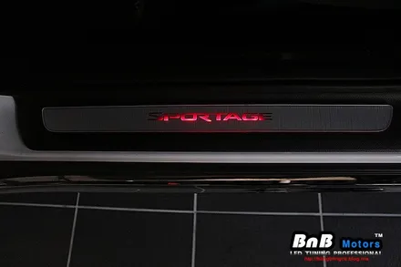 [거제 LED 튜닝] 기아 스포티지 QL  도어스커프+도어 캐치+도어 앰비언트 장착 / 거제 연초면