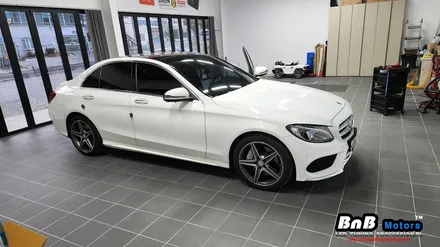 벤츠 C220d C클래스 실내 엠비언트 라이트 튜닝! 밝고 선명한 풀컬러 엠비언트로 실내 인터리어의 정점을 찍다! 거제 부산 창원 비앤비모터스! / 거제 연초면