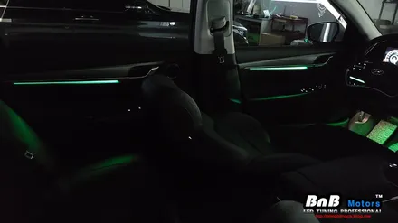 더뉴그랜저 순정연동 도어 비노출 히든 엠비언트 & 풋등 시공! 조금은 아쉬웠던 순정 엠비언트를 업그레이드 해보자! 순정느낌 그대로 구현되는 엠비언트 튜닝! 거제 창원 부산 통영 / 거제 연초면