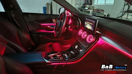 벤츠 C220d (w205) 비노출 간접조명 엠비언트라이트 튜닝! 송풍구 무드램프 및 전동트위터 엠비언트 튜닝으로 감성 넘치는 실내 인테리어 완성! 거제 부산 창원 비앤비모터스! / 거제 연초면