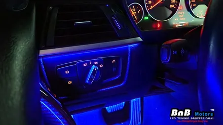 BMW 320d 매립형 DMX 엠비언트 라이트 튜닝! 실내 분위기를 바꿔주는 최고의 튜닝 아이템! 야간 드라이빙이 즐거워집니다! 거제 부산 창원 비앤비모터스! / 거제 연초면