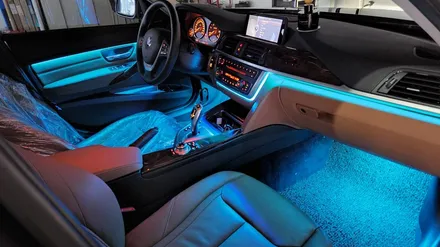 BMW 320d (F30) 실내 비노출 히든 엠비언트 무드등 튜닝! 야간 드라이빙이 즐거워지는 필수 튜닝 아이템! 거제 창원 부산 엠비언트 튜닝 / 거제 연초면