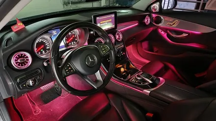 벤츠 C220d W205 실내 비노출 간접조명 엠비언트 라이트 튜닝! 세련된 스타일의 송풍구 엠비언트까지 감성충만 실내 인테리어 완성! 거제 부산 창원 비앤비모터스! / 거제 연초면