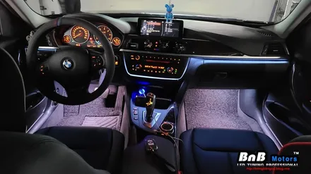 BMW 320d (f30) 비노출 히든 엠비언트 무드등 튜닝! 눈부심 없이 깔끔한 순정형 마감의 비노출 엠비언트! 감성적인 실내 인테리어 튜닝! 거제 창원 부산 비앤비모터스! / 거제 연초면