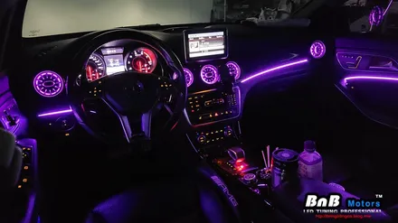 벤츠 CLA 45 AMG 실내 매립형 인핏 엠비언트 무드등 튜닝! 터빈 송풍구 엠비언트까지 감각적인 실내 인테리어 완성! 경남 거제 창원 부산 엠비언트튜닝 / 거제 연초면
