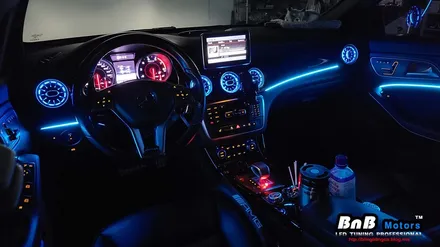 벤츠 CLA 45 AMG 실내 매립형 인핏 엠비언트 무드등 튜닝! 터빈 송풍구 엠비언트까지 감각적인 실내 인테리어 완성! 경남 거제 창원 부산 엠비언트튜닝 / 거제 연초면