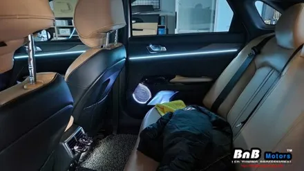 K5 DL3 실내 엠비언트라이트 튜닝! 감성 넘치는 실내 인테리어를 완성하는 필수 튜닝 아이템! 야간 드라이빙이 즐거워집니다! 거제 부산 창원 비앤비모터스!