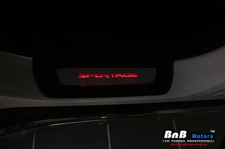[거제 LED 튜닝] 기아 스포티지 QL  도어스커프+도어 캐치+도어 앰비언트 장착 / 거제 연초면