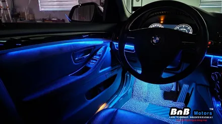 BMW 520d 실내 비노출 히든 간접조명 엠비언트 라이트 튜닝! 깔끔한 마감과 눈부심없는 무드램프 튜닝으로 실내분위기 업그레이드! 거제 부산 창원 비앤비모터스! / 거제 연초면
