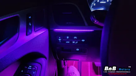 제네시스 G80 비노출 간접조명 엠비언트 라이트 튜닝! 칙칙했던 실내를 은은한 무드램프 튜닝으로 감성 충전! 야간드라이빙이 즐거워지는 튜닝! 거제 부산 창원 비앤비모터스!