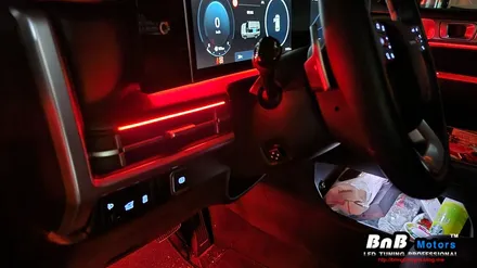 싼타페 MX5 엠비언트 라이트 튜닝! 순정 엠비언트 없는 차량도 순정같은 느낌으로 엠비언트 튜닝! 거제 부산 창원 비앤비모터스! / 거제 연초면