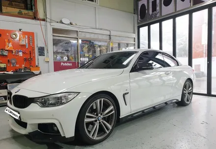 BMW 428i 컨버터블 사이드m퍼포먼스 데칼시공_랩핑거 / 양주시 덕정동