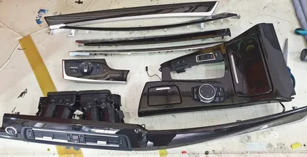 BMW F10 528i 실내카본랩핑으로 멋진 실내연출하세요 / 양주시 덕정동
