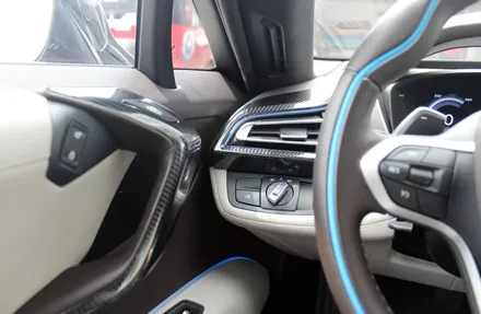 BMW i8 실내 카본랩핑시공 / 양주시 덕정동
