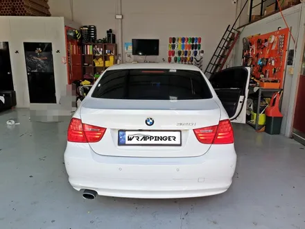 BMW E90 3시리즈 320i 실내카본랩핑 시공_랩핑거 / 양주시 덕정동