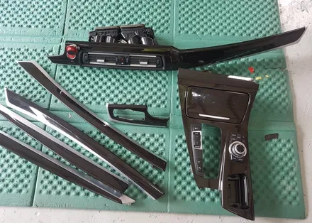 BMW F10 535i 블랙브러쉬 실내랩핑 시공_ 랩핑거                       서울/양주/남양주/포천 랩핑전문샾 / 양주시 덕정동
