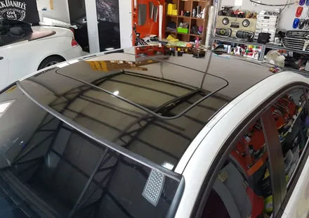 BMW E90 320D 오염된 루프스킨 깨끗히 재시공하세요_랩핑거    서울,남양주,양주,의정부 랩핑전문샾 / 양주시 덕정동