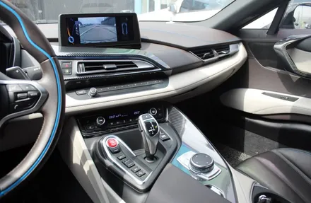 BMW i8 실내 카본랩핑시공 / 양주시 덕정동