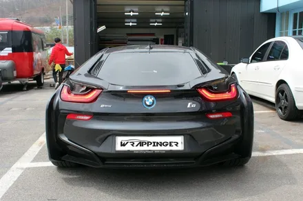 BMW i8 실내 카본랩핑시공 / 양주시 덕정동