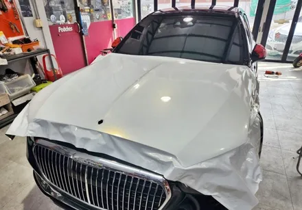 벤츠 W223 S580 마이바흐 블랙&화이트 투톤 전체랩핑 / 양주시 덕정동