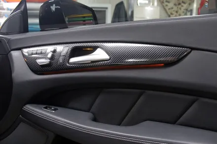 벤츠 CLS350 실내 카본랩핑시공 / 양주시 덕정동