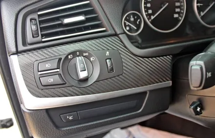 [랩핑거] BMW F10 528I 실내카본 랩핑시공으로 세련된 실내연출 / 양주시 덕정동