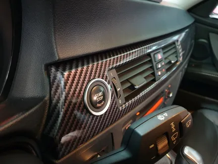 BMW E90 3시리즈 320i 실내카본랩핑 시공_랩핑거 / 양주시 덕정동