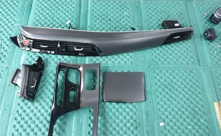 BMW 5시리즈 고성능 세단 M5 실내카본 랩핑시공 / 양주시 덕정동