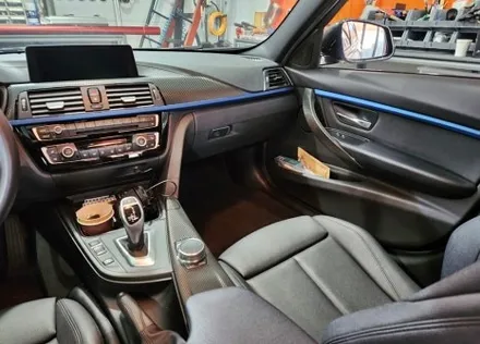양주랩핑 F30 320i 3M 블랙카본 실내랩핑 / 양주시 덕정동