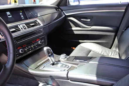 BMW 520D 실내랩핑시공 / 양주시 덕정동