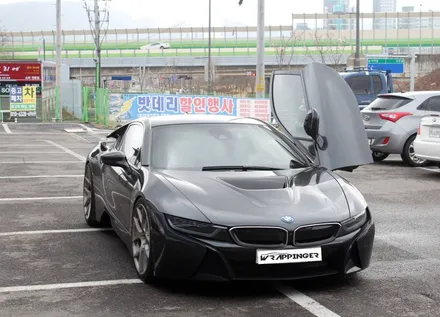 BMW i8 실내 카본랩핑시공 / 양주시 덕정동