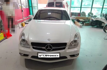 벤츠 CLS350 (W219) 실내 리얼카본 랩핑시공 / 양주시 덕정동