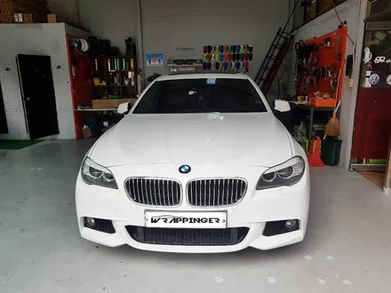 BMW 520D 윈도우크롬몰딩 카본랩핑시공. 양주랩핑거 / 양주시 덕정동